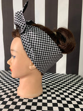Load image into Gallery viewer, Black and white wired headbands