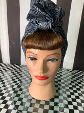 Load image into Gallery viewer, Black and grey filigree head wrap
