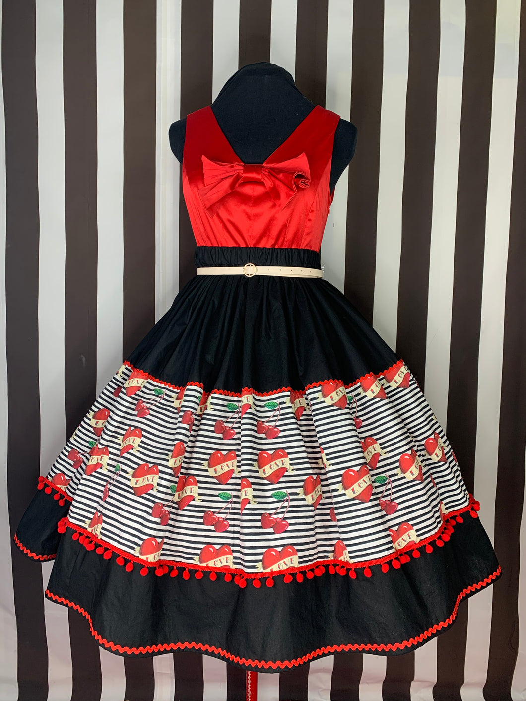 Love tattoo hearts & cherries stripes skirt