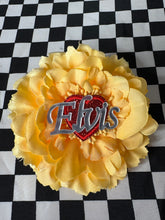 Load image into Gallery viewer, Elvis inspired peony hair/brooch flowers