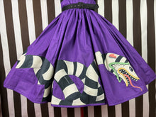 Load image into Gallery viewer, Sand worm fan art skirt