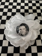 Load image into Gallery viewer, Elvis inspired cabochon hair/brooch flower