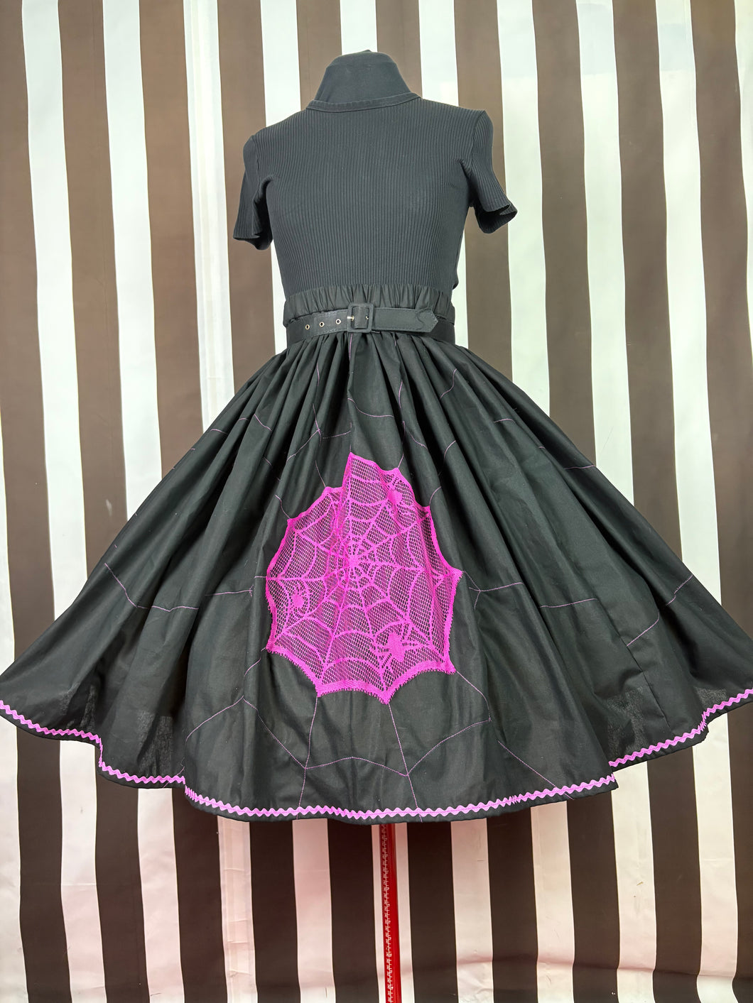 Spider web skirt