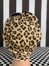Load image into Gallery viewer, Animal print head wrap