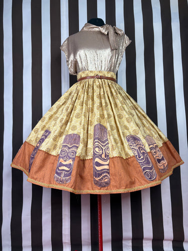 Tiki and spots skirt
