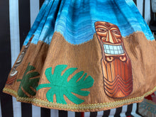 Load image into Gallery viewer, Tiki by the water skirt