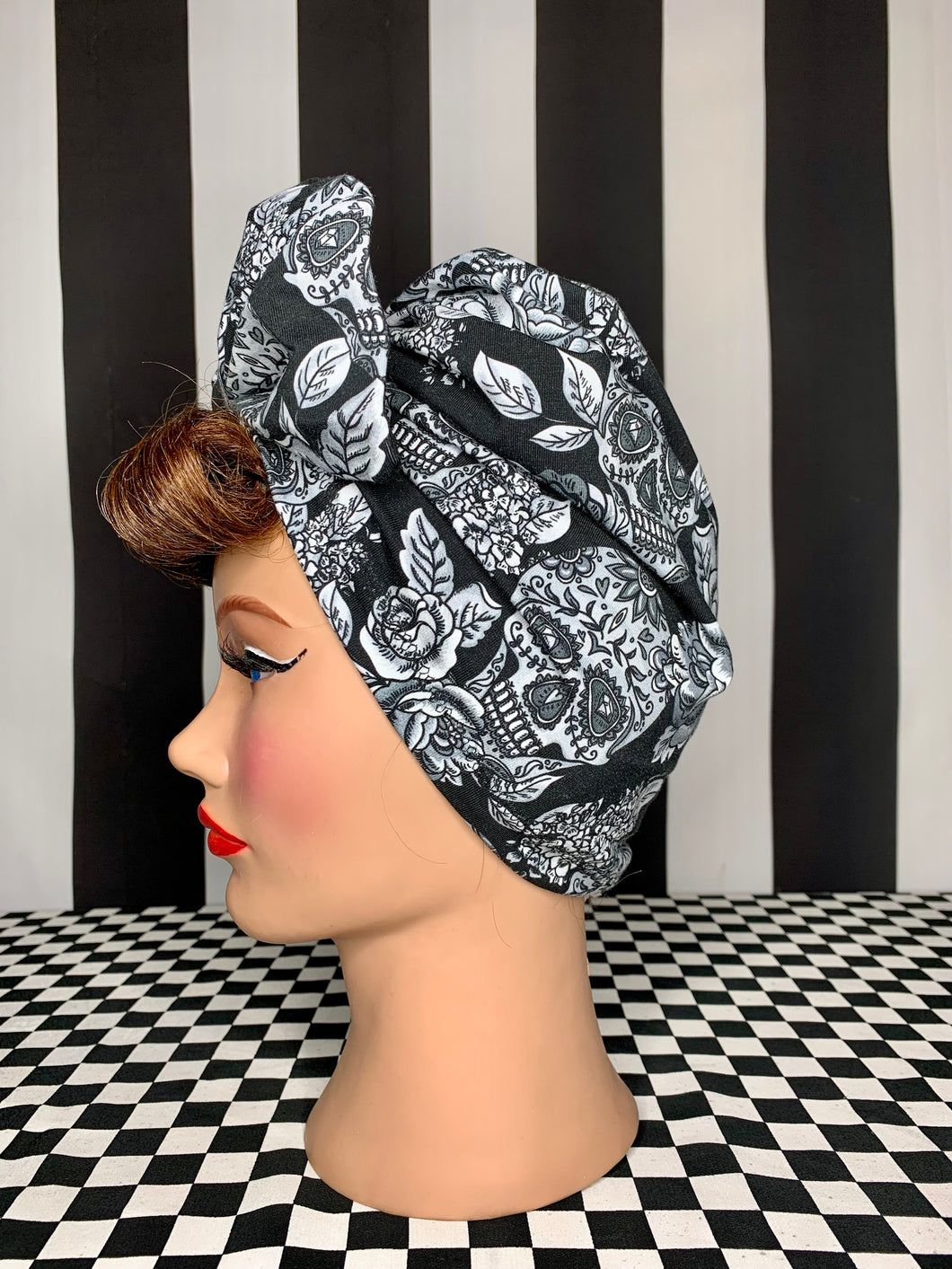 Skulls & roses head wrap