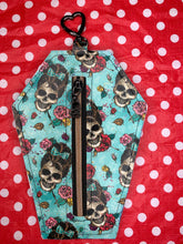 Load image into Gallery viewer, Skull Audrey fan art coffin card ID purse